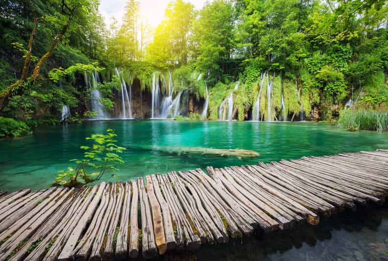 Zagreb: Plitvice & Rastoke Guided Day Trip for Max 8 People - Overview and Pricing