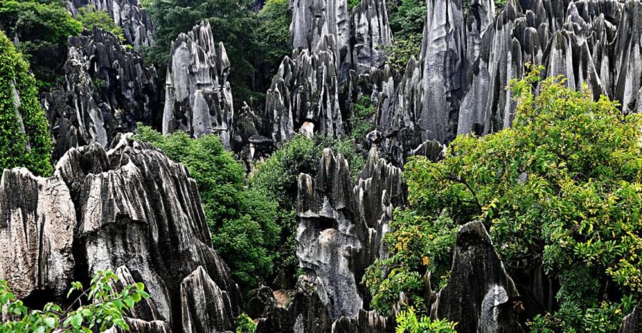 Zhangjiajie National Park Grand Canyon MT Tianmen 2 Day Tour