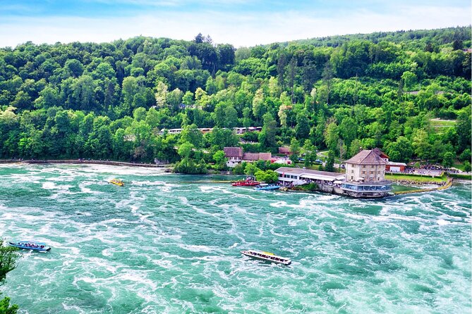 Zürich: Private Car Tour to Rhine Falls, Titisee and Black Forest