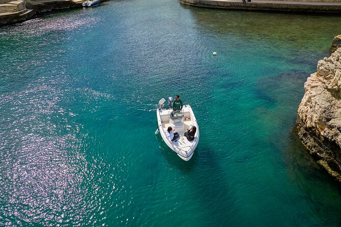 1 Hour and a Half Panoramic Tour of Polignano a Mare by Boat - Whats Included