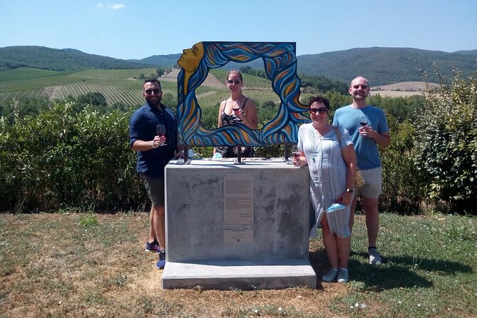 1-Hour Experience With Brunello. Visit to the Vineyard and Cellar - Meeting Point and Logistics