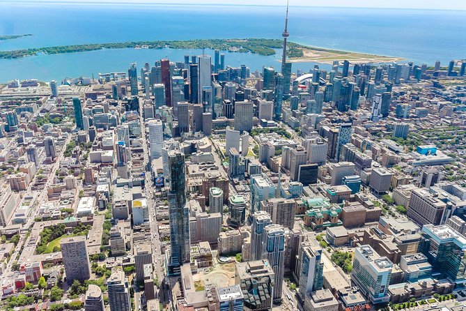 14-Minute Helicopter Tour Over Toronto - Key Sightseeing Highlights