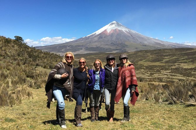 2-Day Cotopaxi National Park and Quilotoa Lagoon: Biking and Hiking - Hiking to Cotopaxi Refuge