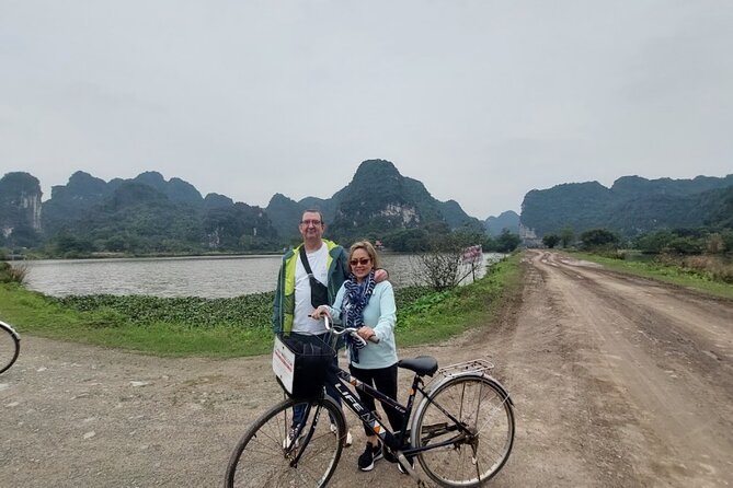 2 Day Trang an - Mua Cave - Cycling With Bungalow Stay - Day 1 Itinerary