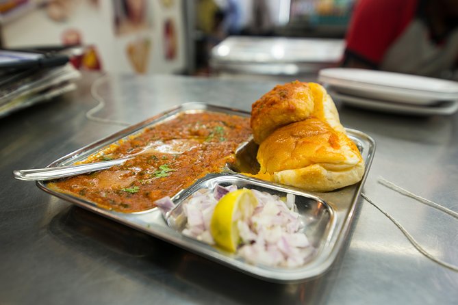 2 Days of Exploring Mumbais Best: Heritage Walk, Khaugully, Dharavi & Elephanta - Gateway of India
