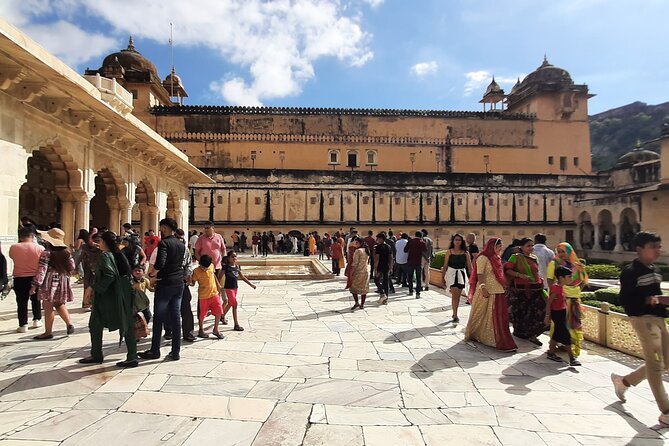 2 Days Private Tour of Jaipur With Amber Fort and City Palace - Amber Fort Experience