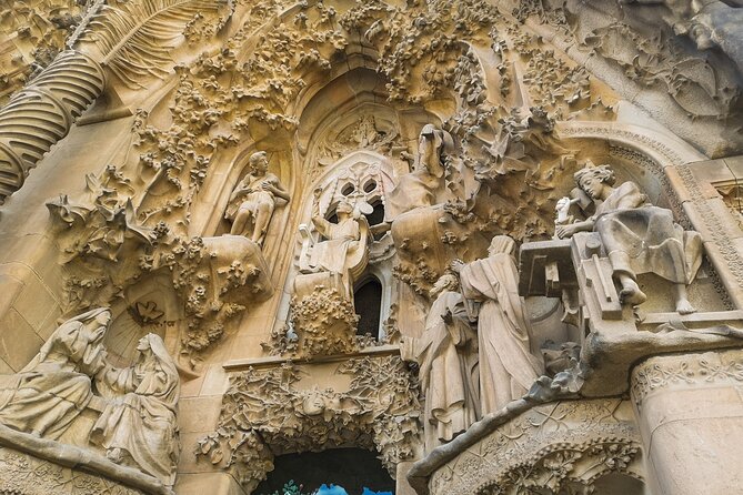 2 Days Tour: Gaudi & Sagrada Familia Review - Childrens Choir Admission