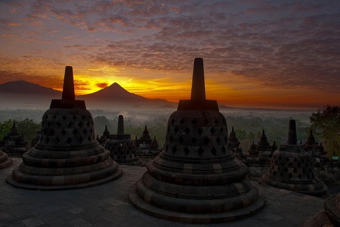 2 Days Yogyakarta Tour (Borobudur, Prambanan, Jomblang Cave, Timang Beach) - Sunrise at Borobudur