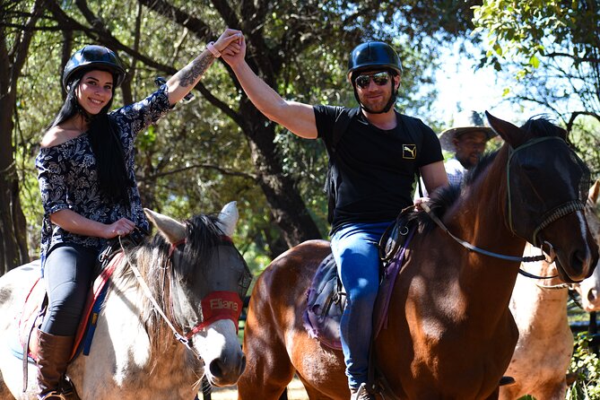 2-Hour Horseback Safari in Hartbeespoort - Meeting and Pickup Details