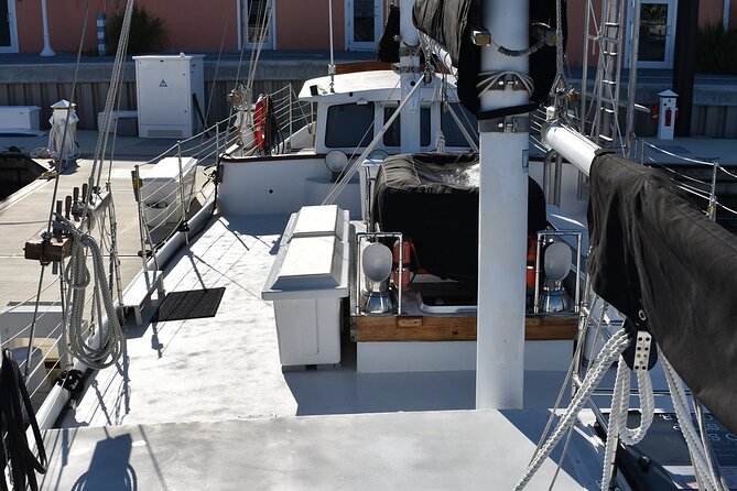 2-Hour Sunset Sailing With Wine In Stock Island - Convenient Meeting Point and Logistics