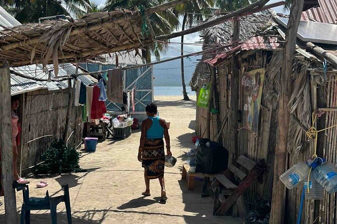 2D/1N Over-the-Ocean Cabin in San Blas Includes Meals and Tour - Accommodations and Amenities