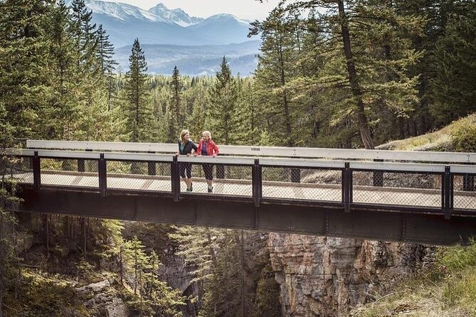 3-Day Columbia Icefield & Jasper Tour From Calgary,Airport Pickup - Pickup and Meeting Details