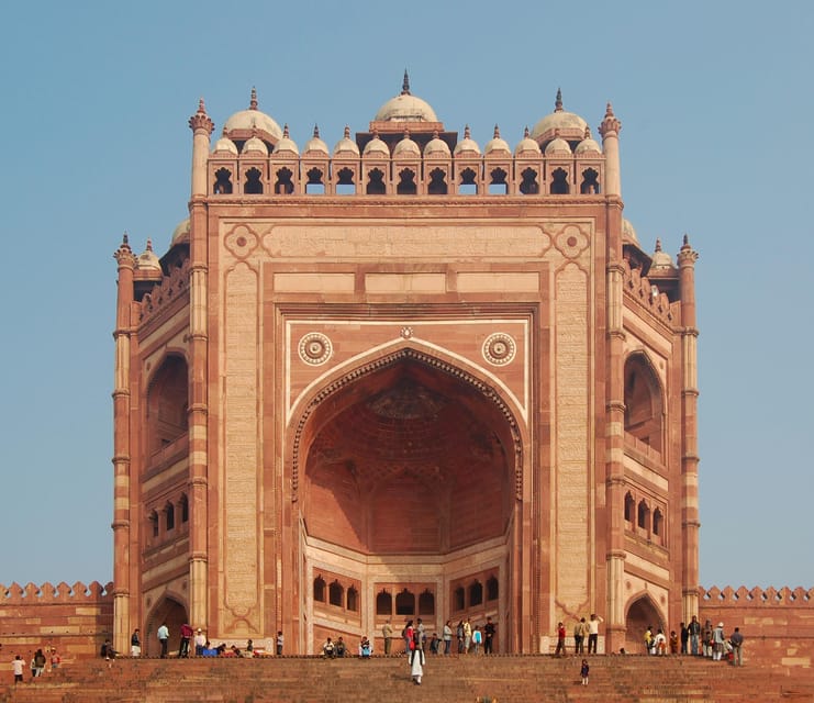 3-Day Delhi, Agra, Fatehpur Sikri, and Vrindavan Tour - Day 1: Delhi Sightseeing