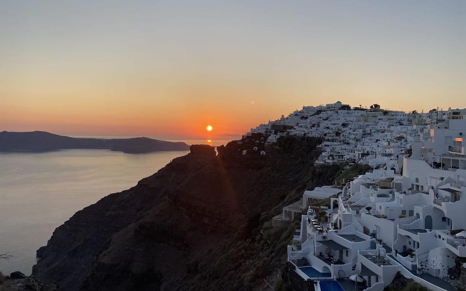 3 Hours Panoramic Tour to Oia - Itinerary Highlights