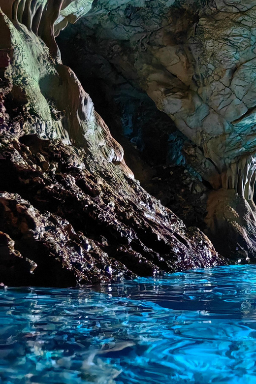 3-island Speedboat Little Blue Cave & Hidden Gems Adventure - Itinerary Highlights