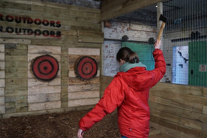 30 Minute Axe Throwing Experience in Llangollen - Whats Included
