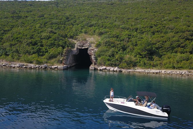 3h-Private Bout: Kotor Bay and Blue Cave Attraction (Free Drinks) - Meeting Point and Logistics