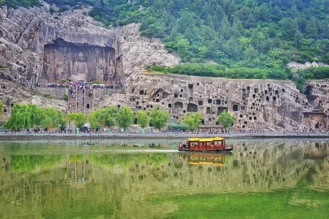 4-Hour Private Walking Tour of Luoyang Longmen Grottoes - Detailed Itinerary Highlights