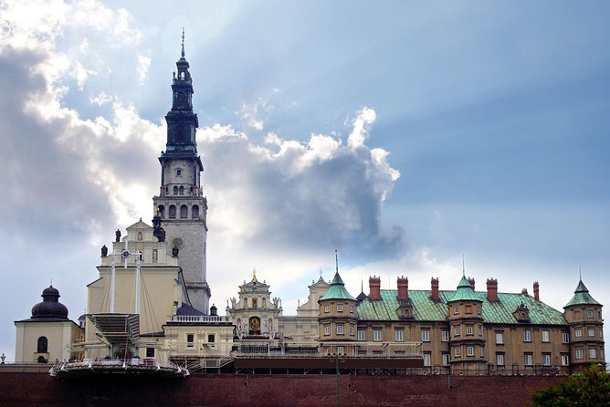 6 Day Private Tour in Poland With Hotels - Online Resource Assistance