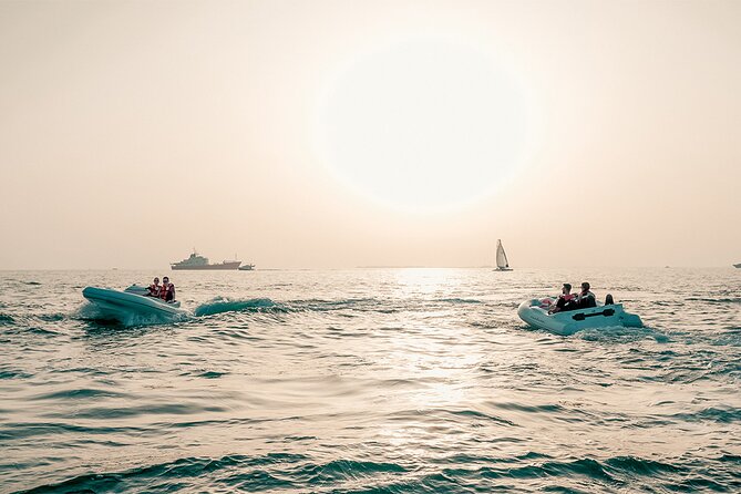 60 Min Amazing Dubai Self-Drive Boat Tour - Boat Specifications