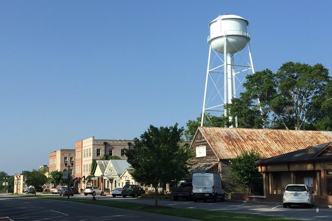 7-Hr the Walking Dead Private VIP Tour in Atlanta and Senoia With Transportation - Inclusions and Logistics
