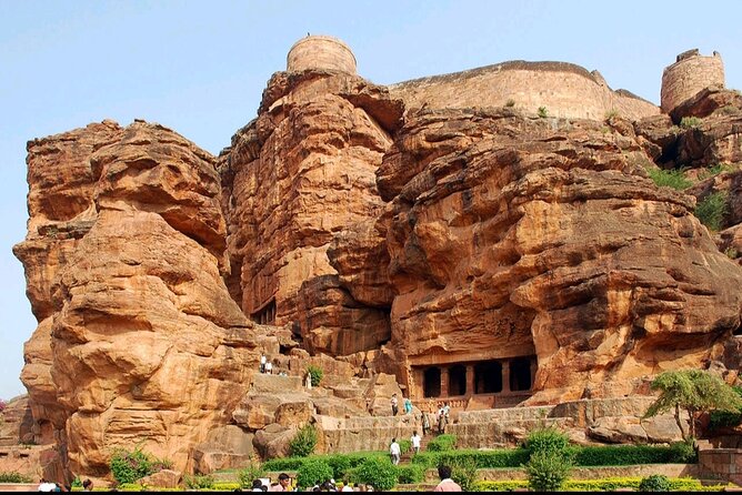 8 Days Tour From Aurangabad to Ajanta Ellora Hampi & Badami Caves - Day 1: Exploring Ajanta Caves