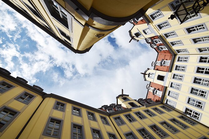 90 Minutes Leipzig Exclusively: Exhibition Halls, Courtyards and Passages - Booking Information