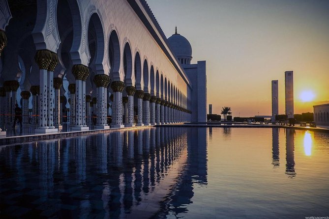 Abu Dhabi City Tour With Ferrari World Combo - Itinerary Highlights
