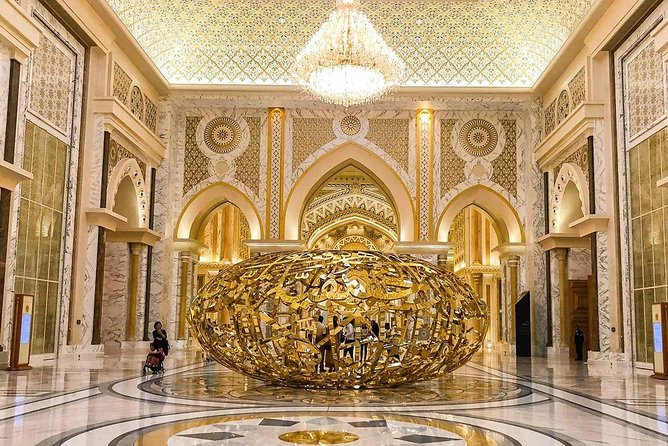 Abu Dhabi Half Day City Tour - Sheikh Zayed Grand Mosque