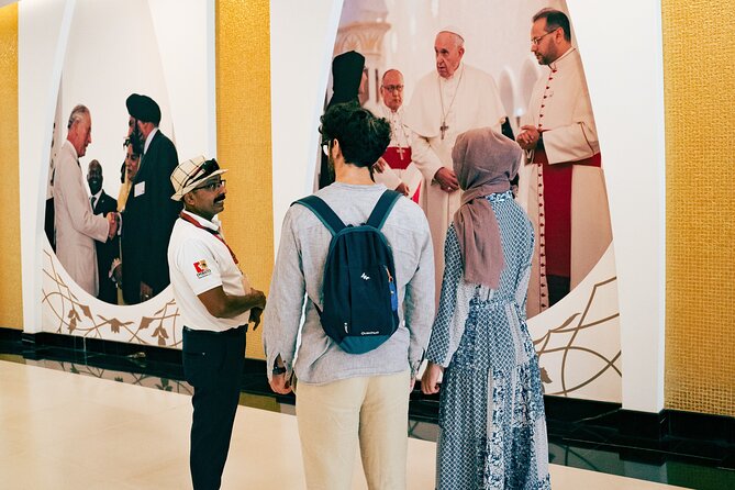 Abu Dhabi Sightseeing Tour: Sheikh Zayed Mosque, Heritage Village & Dates Market - Exploring Heritage Village