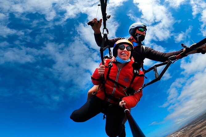 Acrobatic Paragliding Flight With Spanish Champion in Tenerife - Included Equipment and Amenities