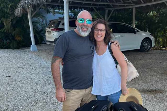 Airport Transfer Liberia From and to Tamarindo (One Way) - Vehicle and Amenities