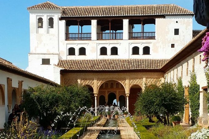 Alhambra Private Walking Tour - Guided Exploration of the Site
