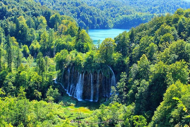 All Inclusive Luxury Daytrip to Plitvice From Zagreb. - Inclusions