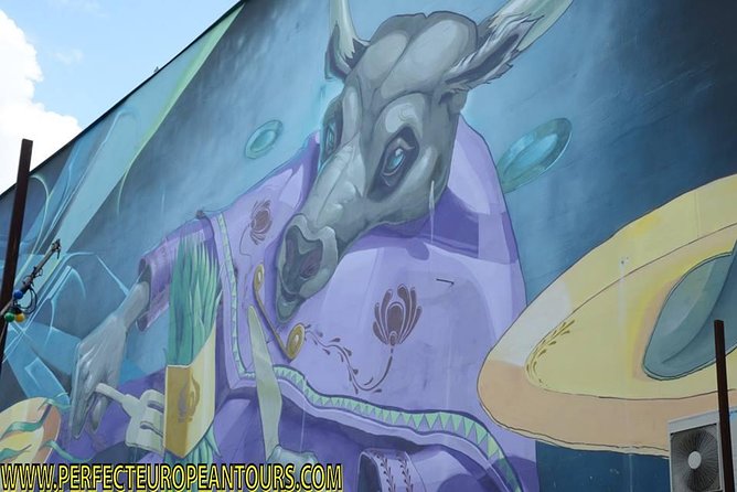 Alternative Street Art Walking Tour of Budapest - Highlight Features