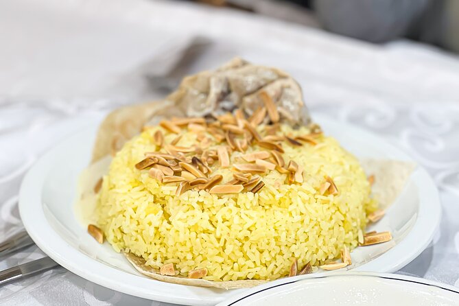 Amman Food Tours: 3-Hours Guided Walking Food Tour in Amman - Delicious Food and Drink Stops
