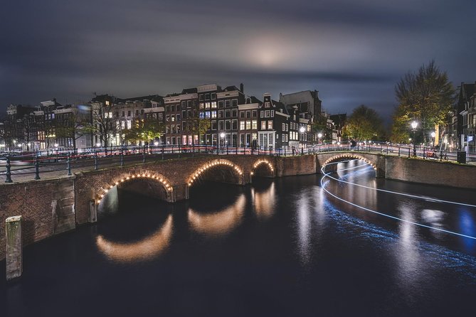 Amsterdam Night Photography Workshop With a Professional - Equipment and Requirements