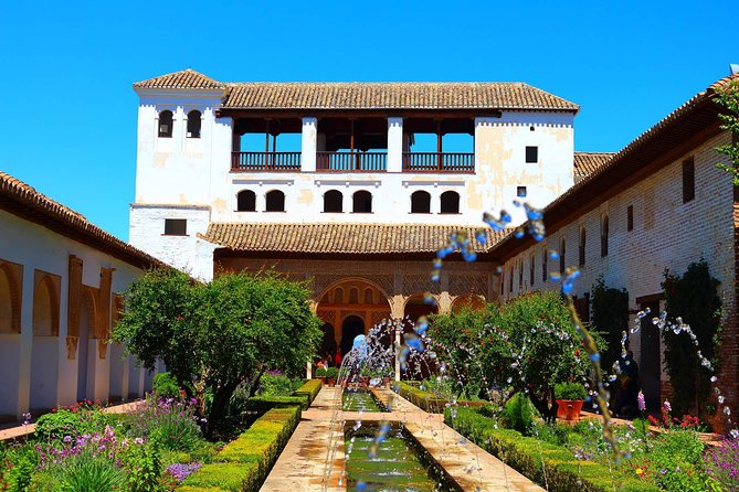 Andalusia 5-Day Guided Tour From Madrid via Cordoba - Itinerary Highlights