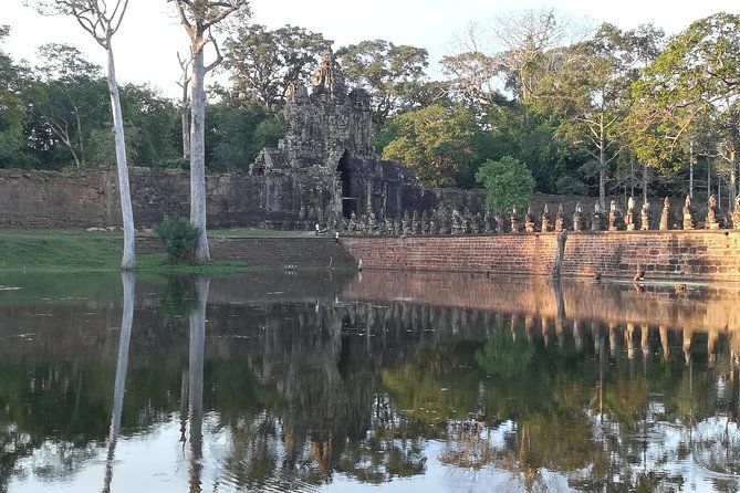 Angkor Wat Sunrise Tour - Dress Code Guidelines