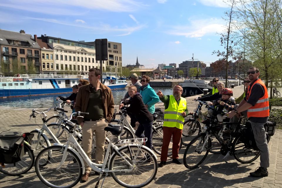 Antwerp: City Highlights Group Bike Tour With a Guide - Experience Highlights