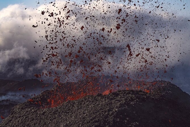 Ascent of Piton De La Fournaise in a Small Group - Importance of Professional Guidance