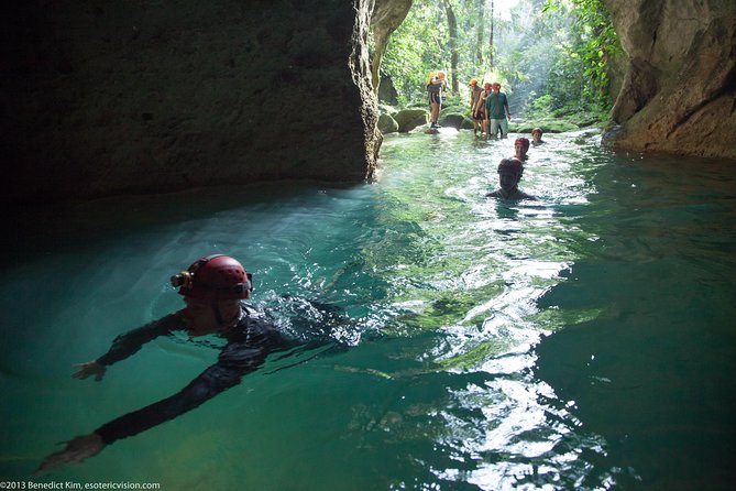 ATM Cave (Actun Tunichil Muknal) - Discovering the Cave