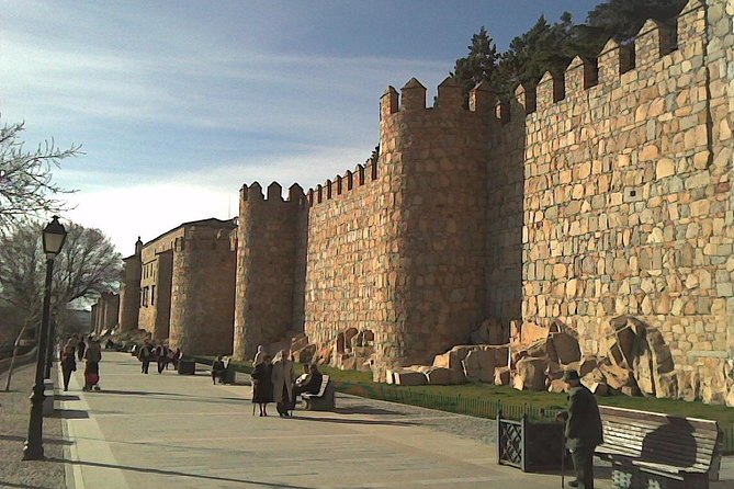 Ávila Walking Tour - Meeting and Pickup Details