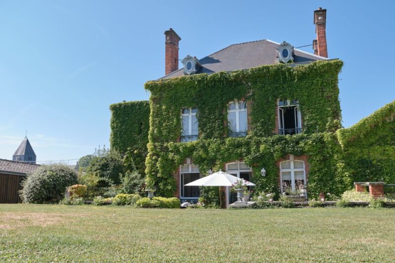 Aÿ-Champagne: Champagne House Tour and Tasting Class - Discover the Champagne-Making Process