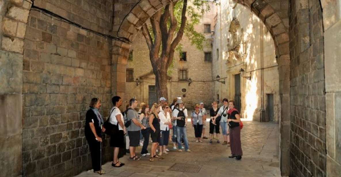 Barcelona 2-Hour Gothic Walking Tour - Experience Highlights