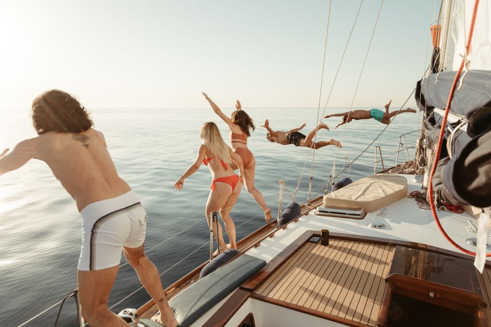 Barcelona: Sunset and Midday Sailing on a Classic Ketch Boat - Boat Features and Amenities