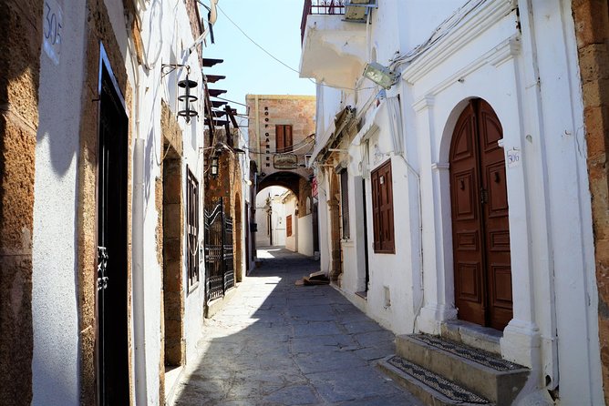 Best Of Lindos & Rhodes - Guided Private Tour - Half Day - Groups Up 19 People - Walking Tour of Old Town