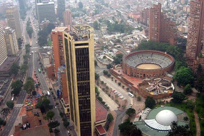Bike Tour Through Bogotá - Navigating Scenic Bike Routes