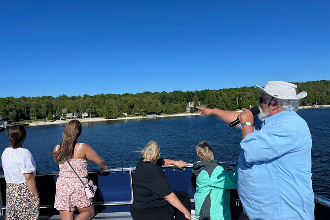 Boat Cruise - North Shore to Death's Door Crossing - Onboard Amenities