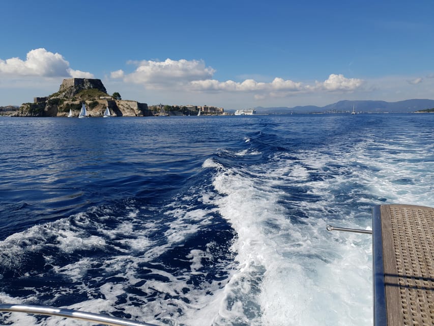 Book a Yacht Cruise: Corfu to Paxos, Blue Caves, Antipaxos! - Yacht Features and Specifications